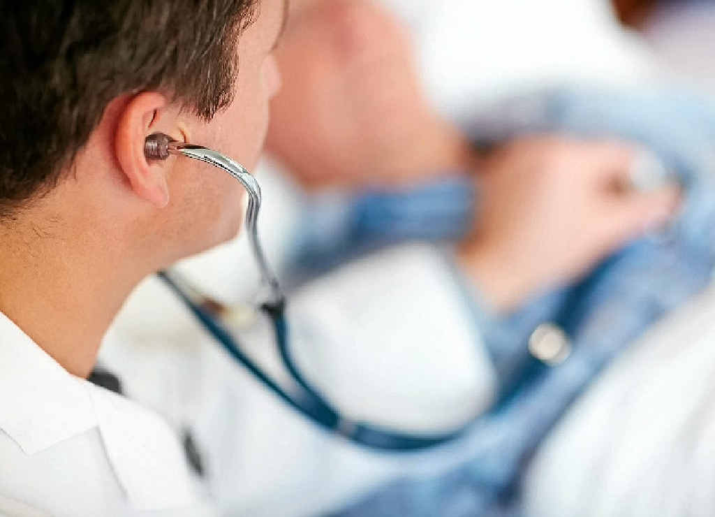LEARNING OPPORTUNITIES: Rural medicine offers many benefits to young practitioners. LEARNING OPPORTUNITIES: Rural medicine offers many benefits to young practitioners.